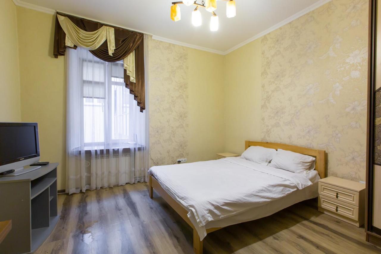 Квартира Подобово Біля Площі Ринок Вулиця Староєврейська 17 Lviv Bagian luar foto