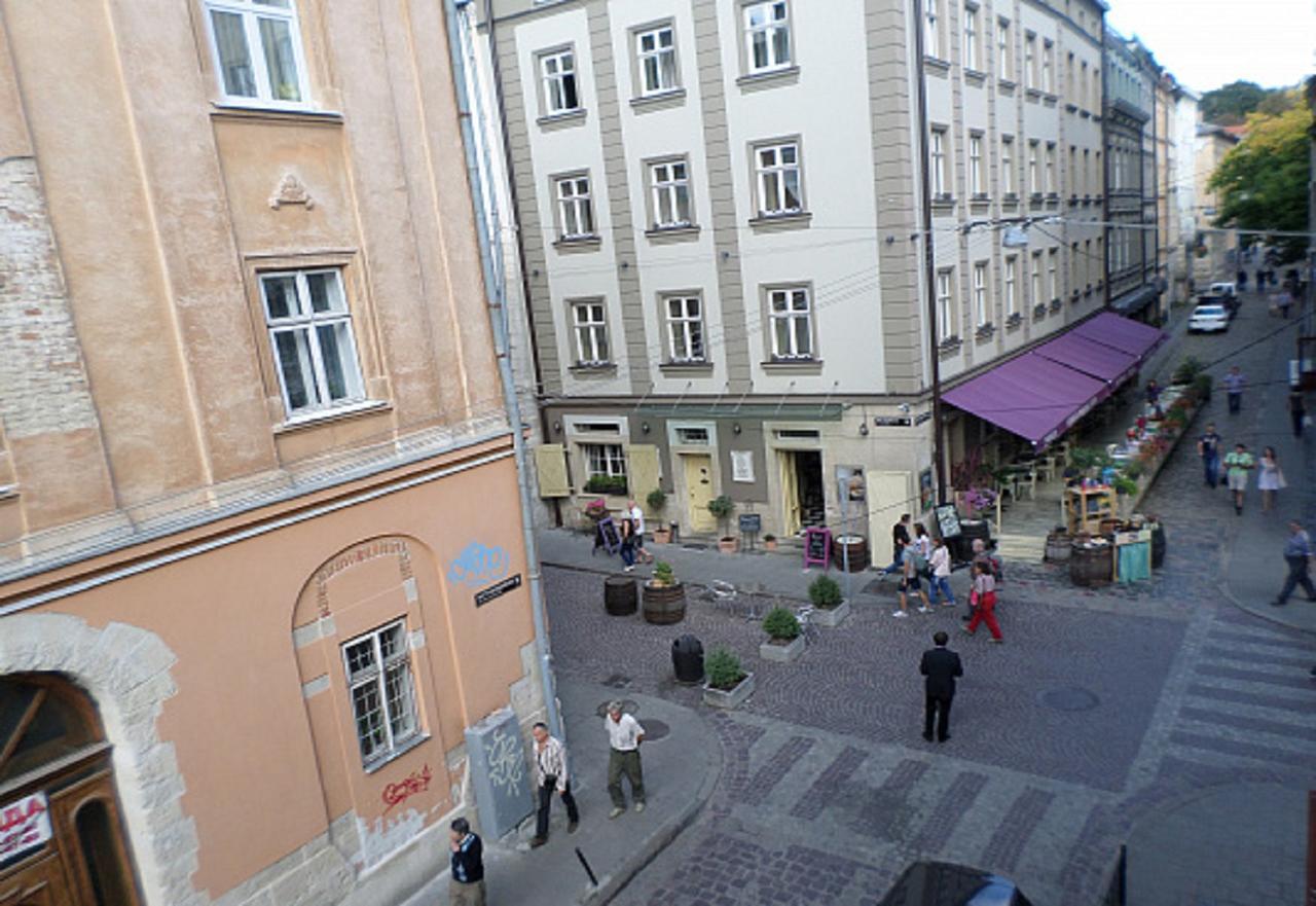 Квартира Подобово Біля Площі Ринок Вулиця Староєврейська 17 Lviv Bagian luar foto