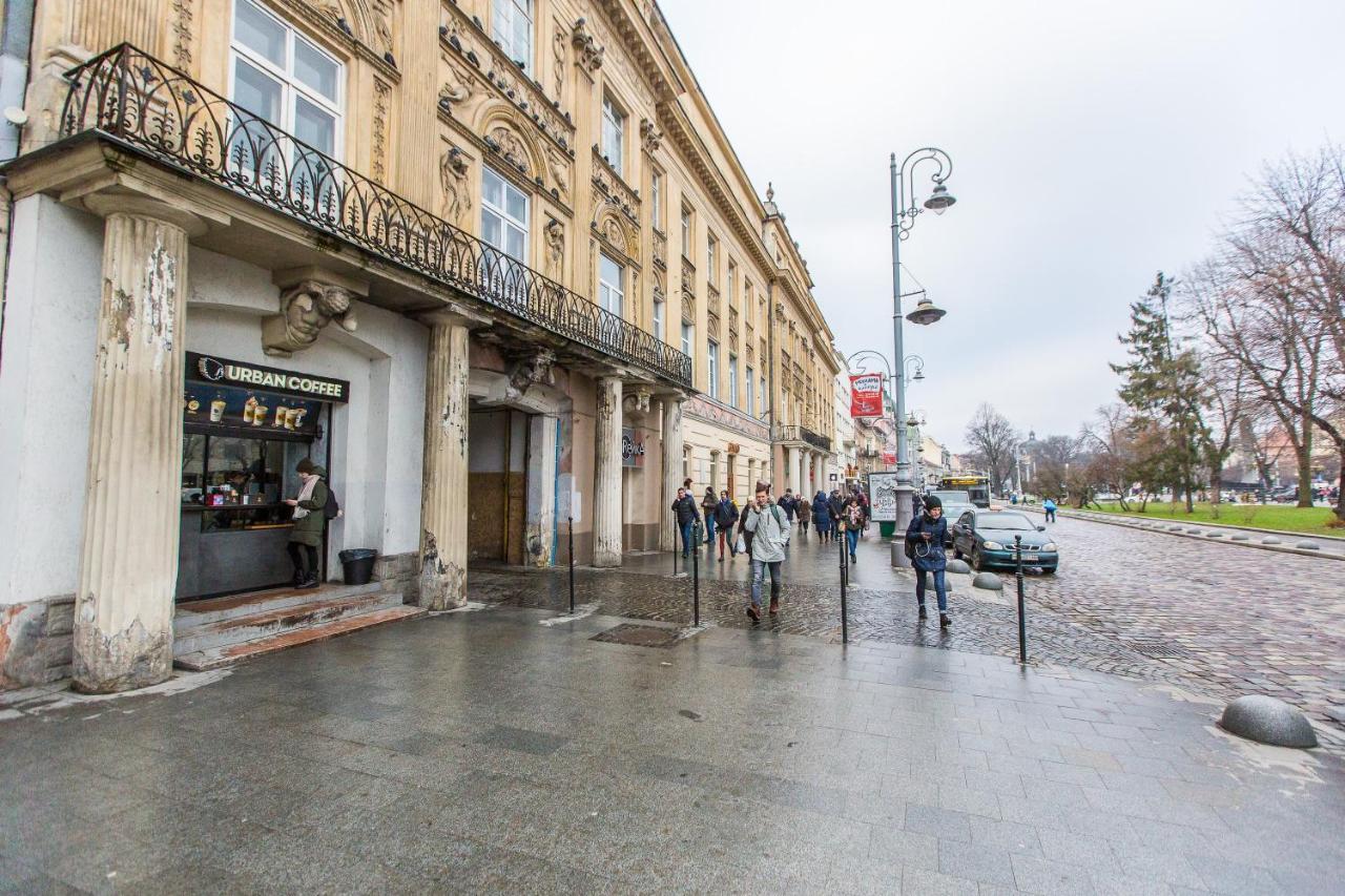 Квартира Подобово Біля Площі Ринок Вулиця Староєврейська 17 Lviv Bagian luar foto