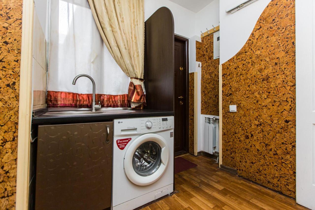 Квартира Подобово Біля Площі Ринок Вулиця Староєврейська 17 Lviv Bagian luar foto